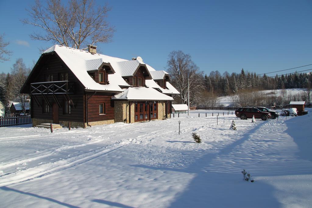 Dom Goscinny Borsuczyna Ветлина Экстерьер фото